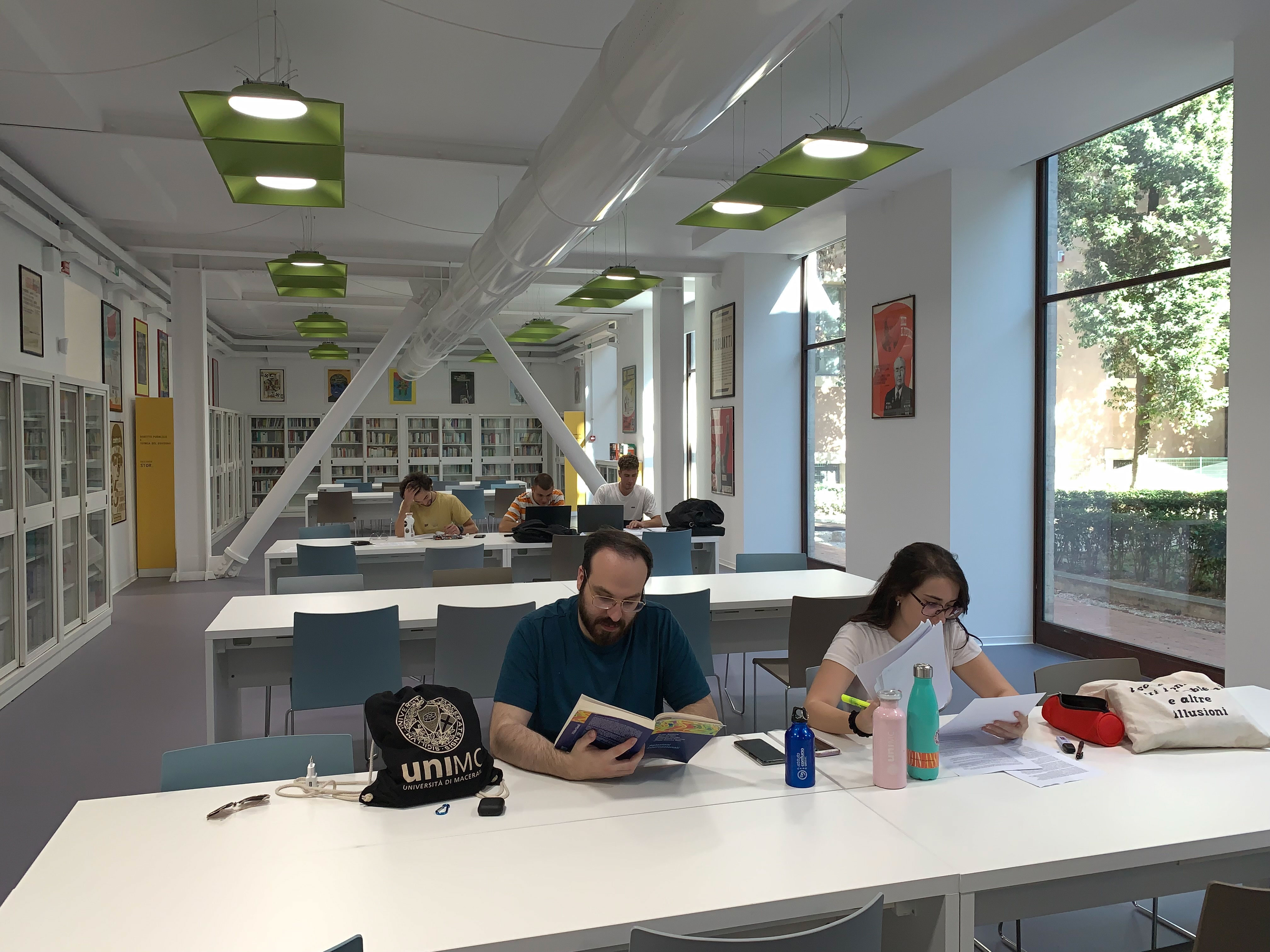 Ampliamento orario dei servizi bibliotecari - Biblioteca di Scienze Politiche, Sociali e della Comunicazione